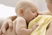 Напукани зърна на гърдите у кърмачка