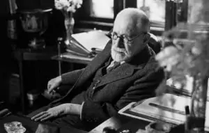 Зигмуд Фройд и стадиите формиращи личността