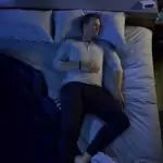 Спете с пижама