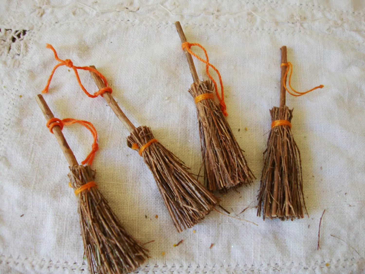 Метла срещу отрицателна енергия