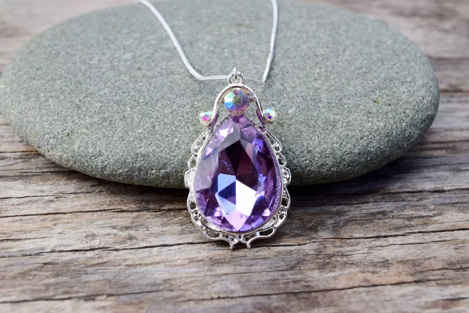 Амулет на баланса