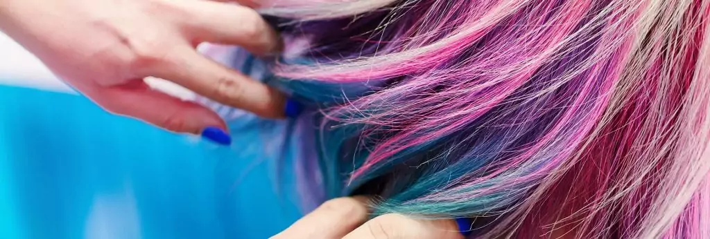 Кичури за късмет - ярката боя