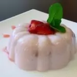 Желирано кисело мляко