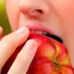 Ябълката ни пази здрави