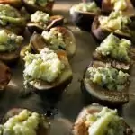 Запечени смокини с мед и сирене