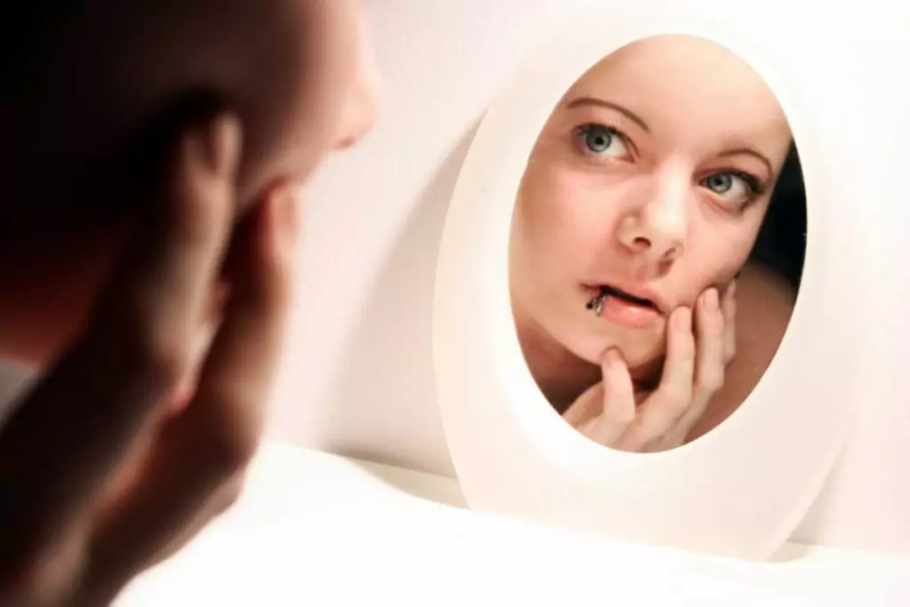 бледа кожа бледа кожа