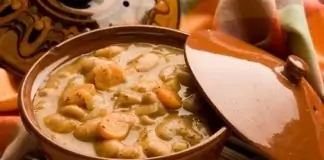 Боб в гърне