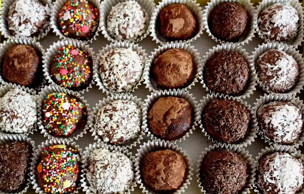 бонбони с бисквити