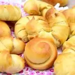 Кифлички със сирене