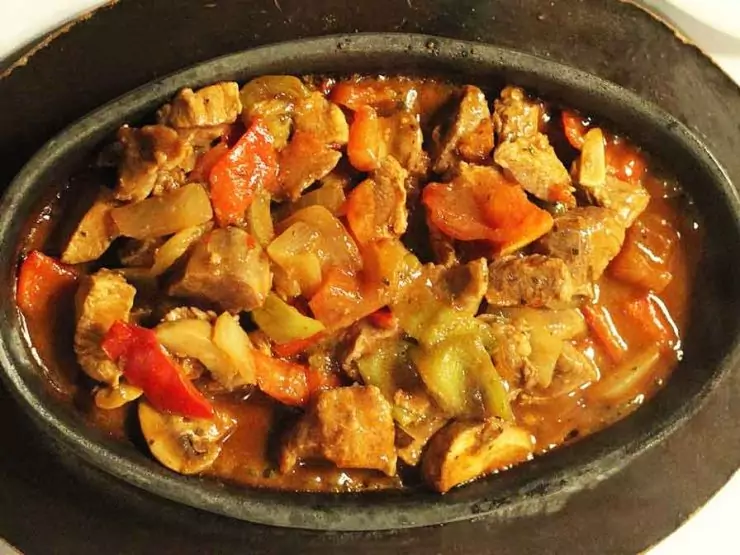 овнешки гювеч