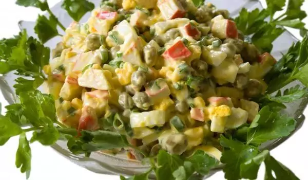 салата с рулца от раци