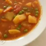 Картофена яхния с грах