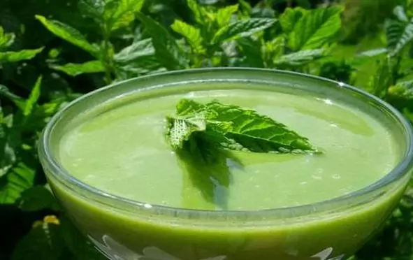 супа от прясна коприва