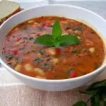 Постна боб чорба