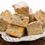 Сладкиш от праскови