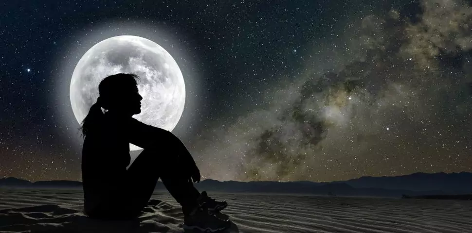 Какво се прави по време на пълнолуние - женската енергия Какво се прави по време на пълнолуние - женската енергия