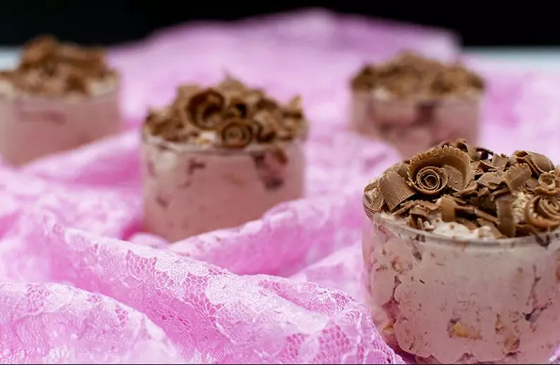 какаов крем с бисквити