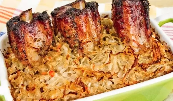 ребра с кисело зеле