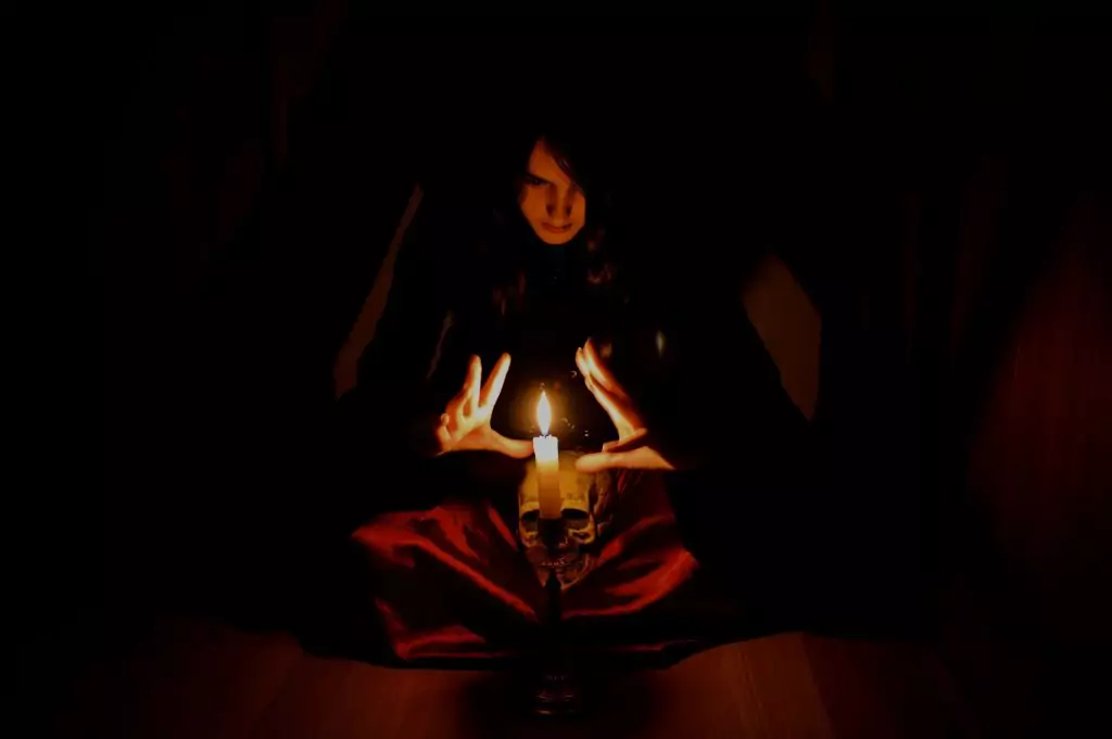 Черна магия Черна магия