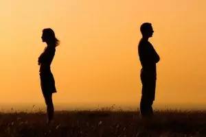 Как зодиите разрушават отношенията си