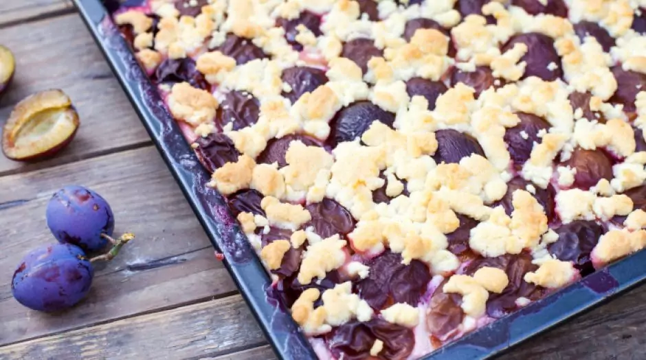 пай със сини сливи