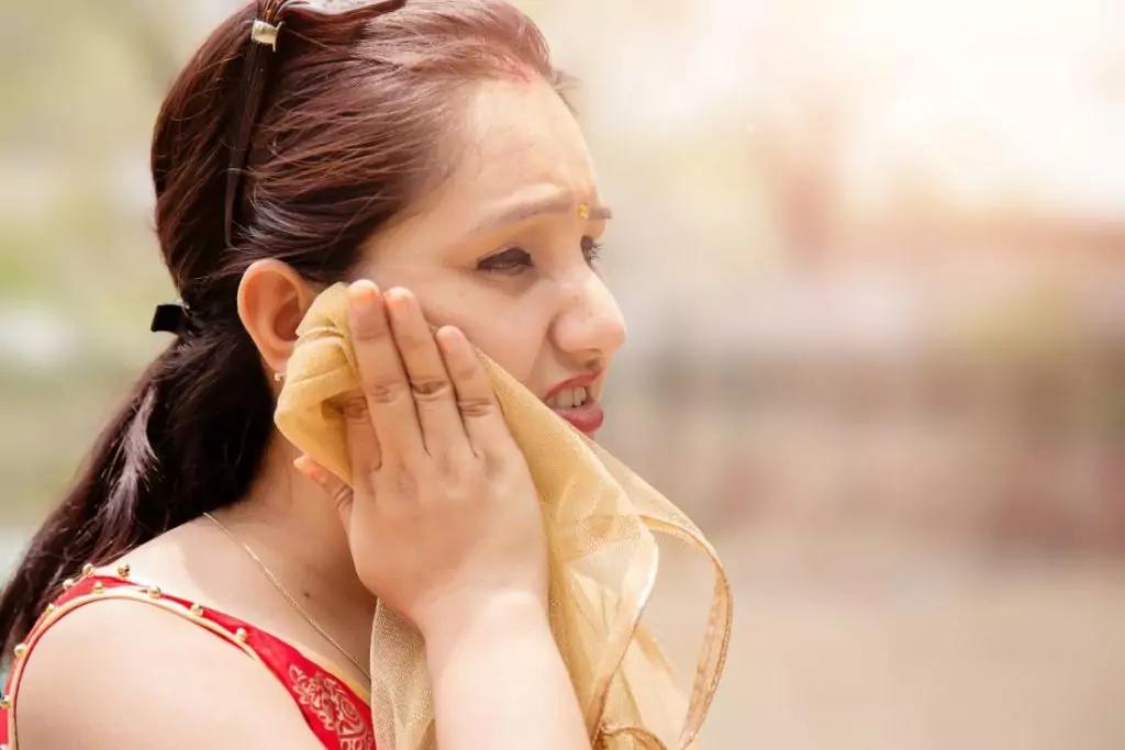 Как тялото ни се справя с жегата Как тялото ни се справя с жегата