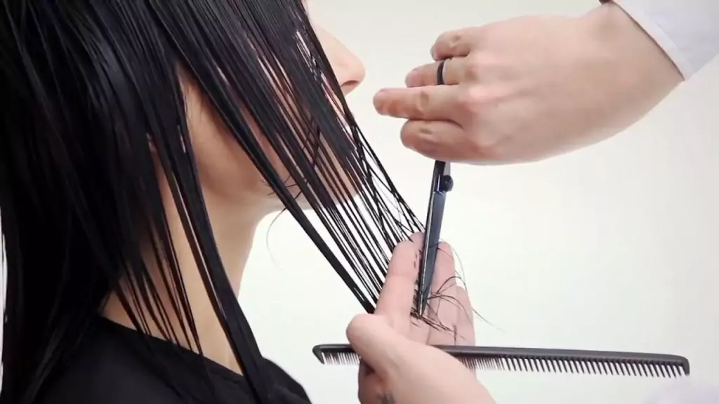 Пази се от уроки - отрязана коса Пази се от уроки - отрязана коса