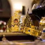 Символизмът на венчалните корони