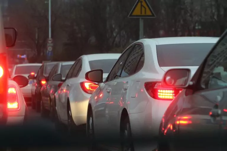 Тълкуване на сън за ЗАДРЪСТВАНЕ