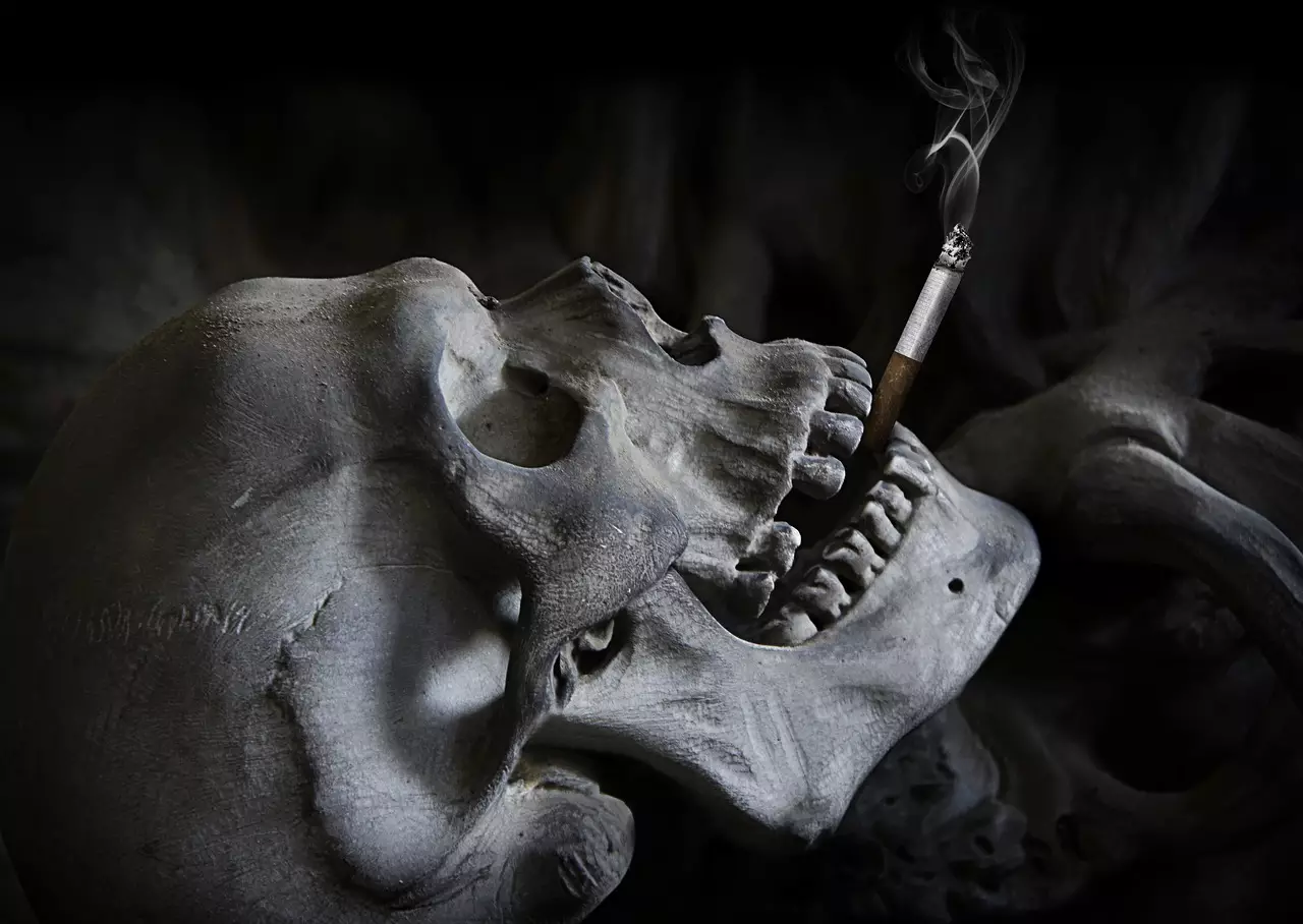 Съновник - пепел от цигари