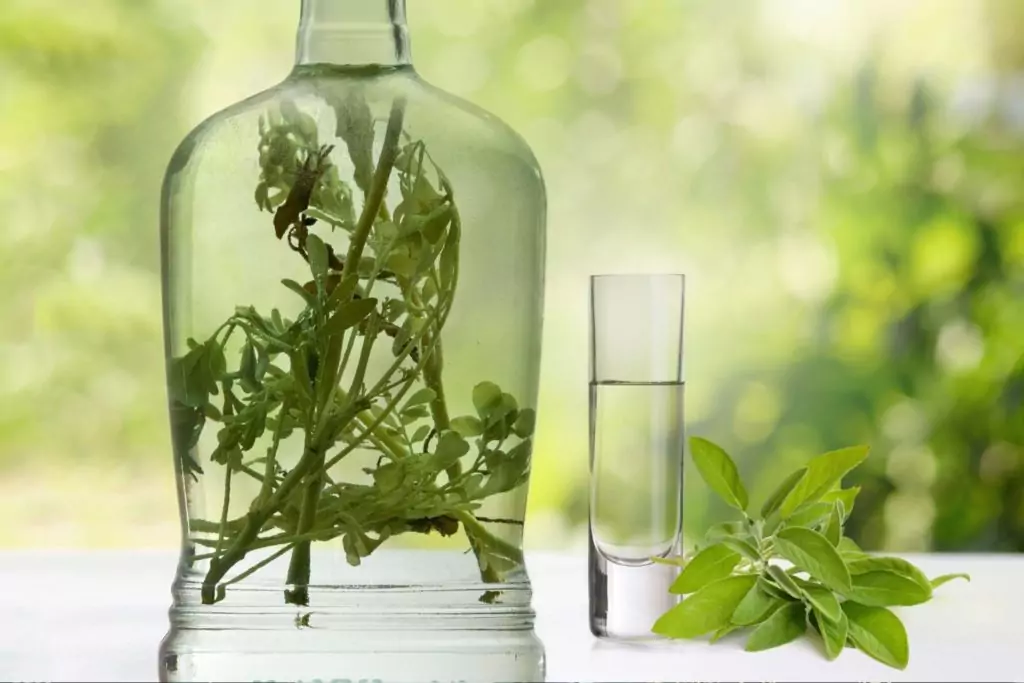 Билкова ракия