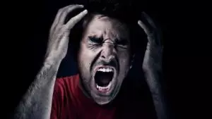 Как гневът разболява организма