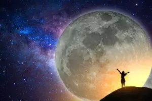 Супер Луната на 9 март е фатална за съдбата ни