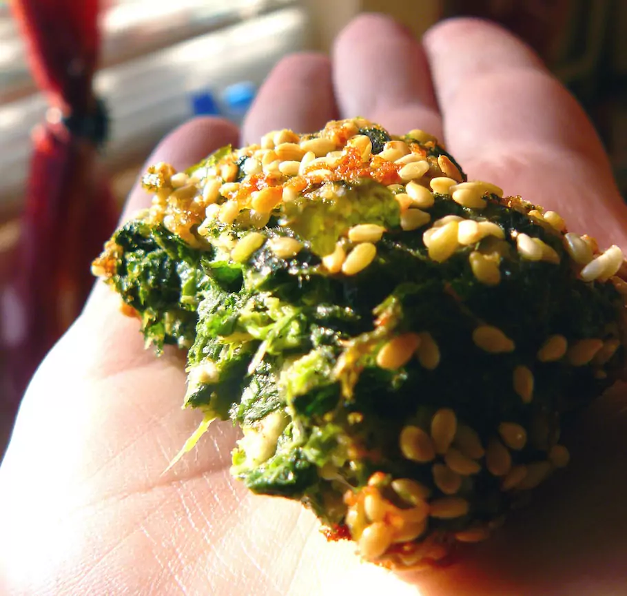 кюфтета от коприва с овесени ядки