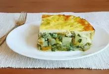 мусака с картофи и коприва