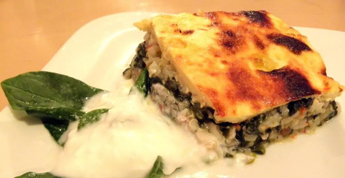 мусака с коприва