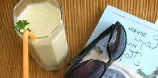 Бананов шейк със сусамов тахан