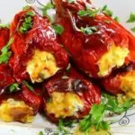 Пиперки с яйца и сирене