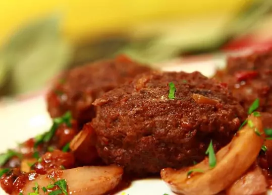 Телешки кюфтета по ловджийски