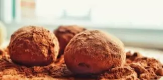 Бонбони с лешников тахан