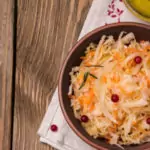 Кисело зеле и неговите лечебни ползи