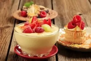 Малинов крем с шампанско