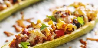 Пълнени тиквички с кайма и кашкавал