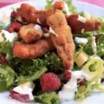 Салата с пуешко и малини