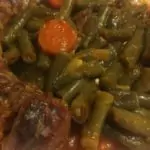 Зелен фасул с наденица