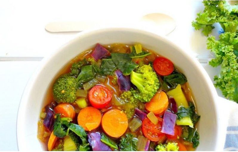Зеленчукова супа с броколи