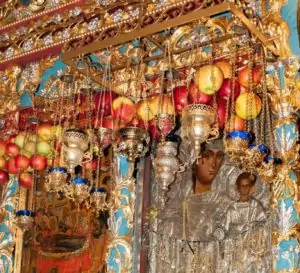 Тази икона дарява бебета на двойки с проблеми при зачеване