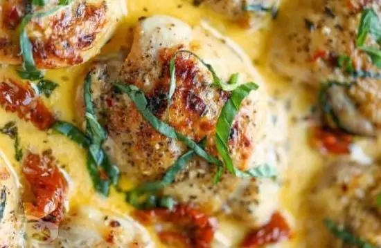 Пилешко със сос "Изненада"