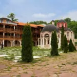 Вълшебно аязмо цери 20 болести