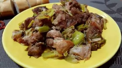 Свинско с праз лук